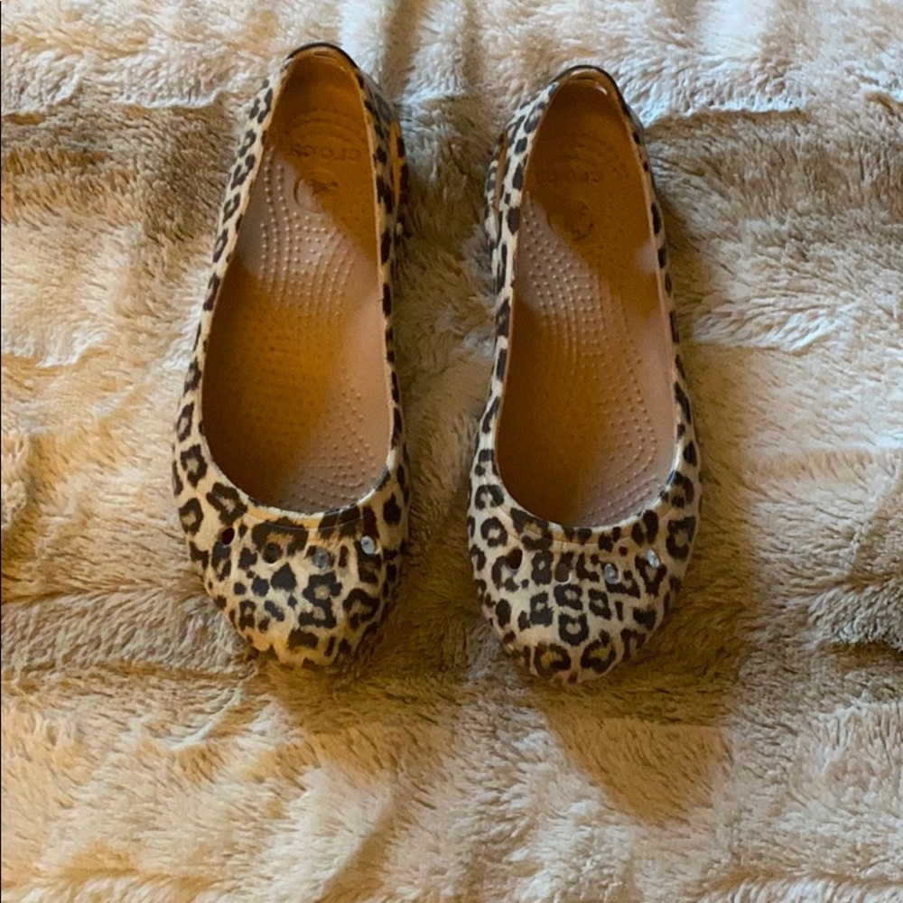 Crocs flats